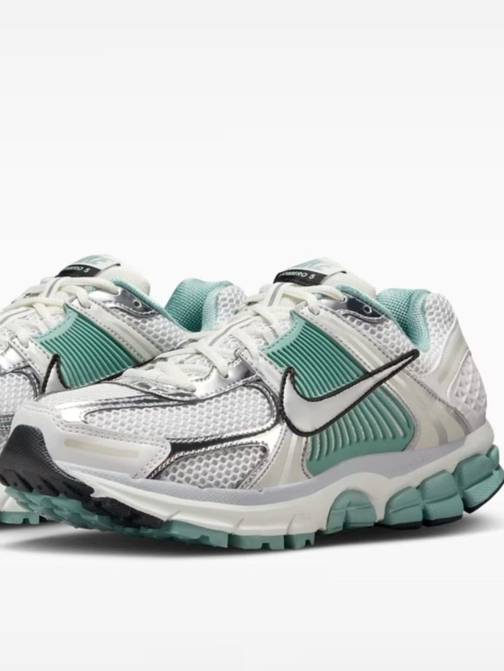 Nike Zoom Vomero 5 | Summit White/Wolf Grey/Pure Platinum/Metallic Silver